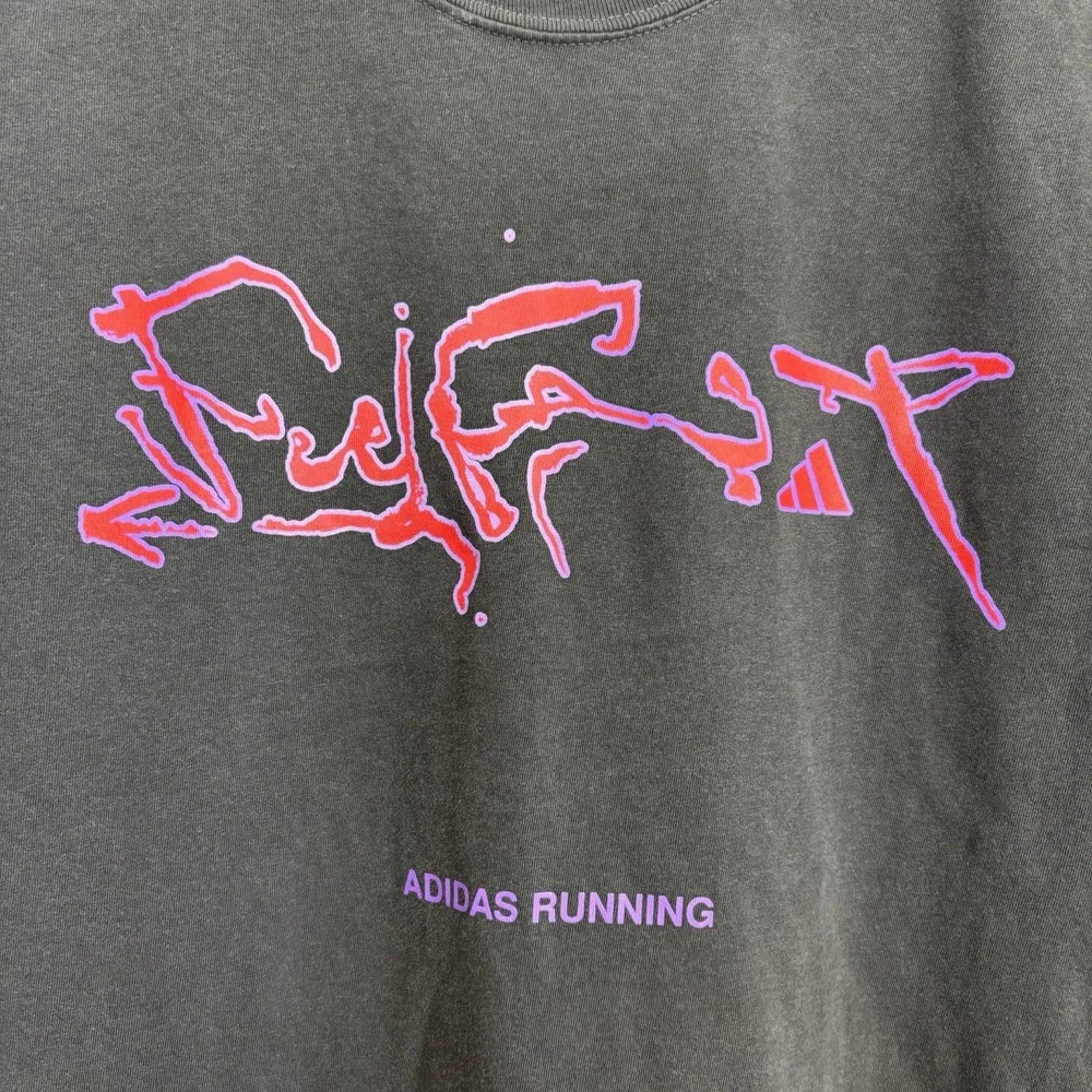 Adidas Running Feel Fast Adizero Evo SL Graphic T Shirt Gray Purple Pink Large